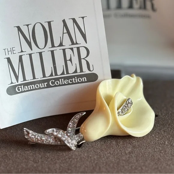 Nolan Miller Calla Lily Brooch/Pin Diamond Silver - Picture 1 of 10